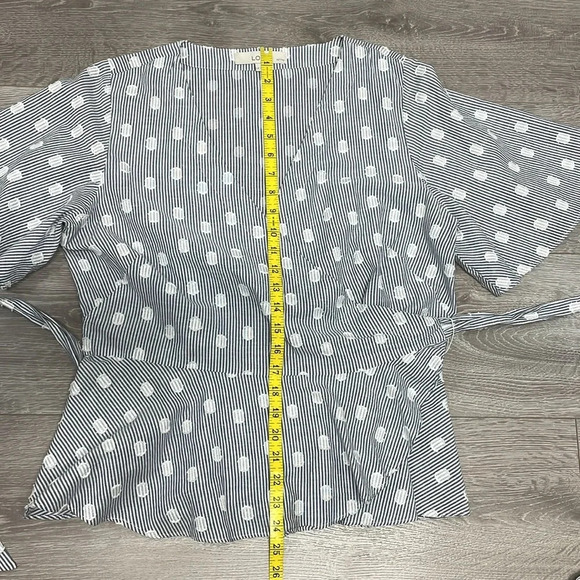 LOFT Blue White Striped Dot Flutter Sleeve Wrap Blouse LP - Picture 7 of 12